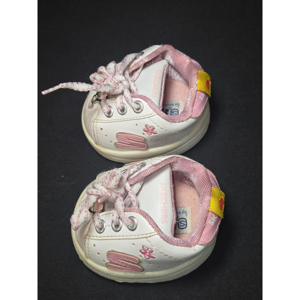 Skechers‎ Build a Bear Workshop White Pink Heart Flower Toddler Shoes